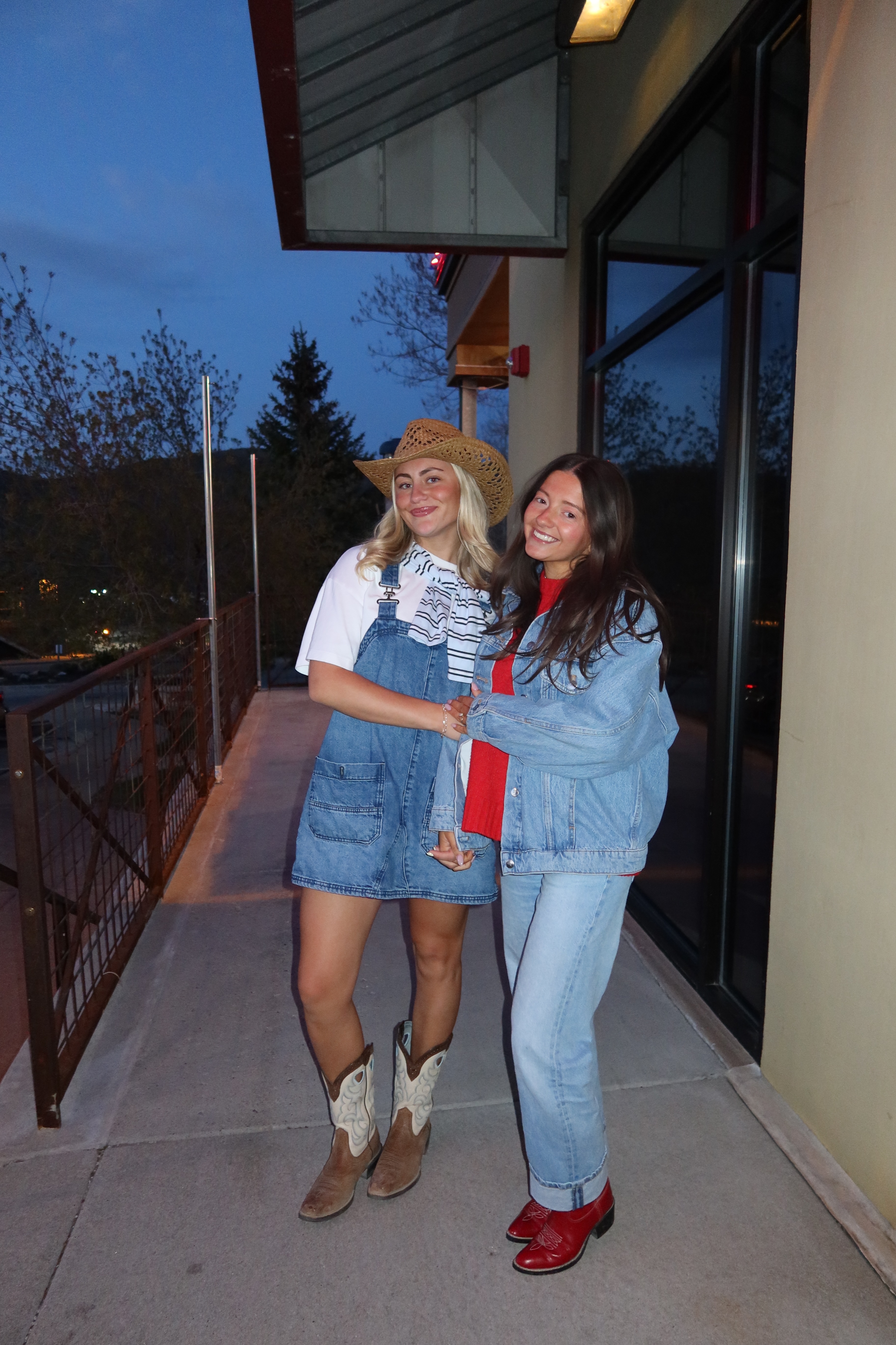 Shop Mae founders